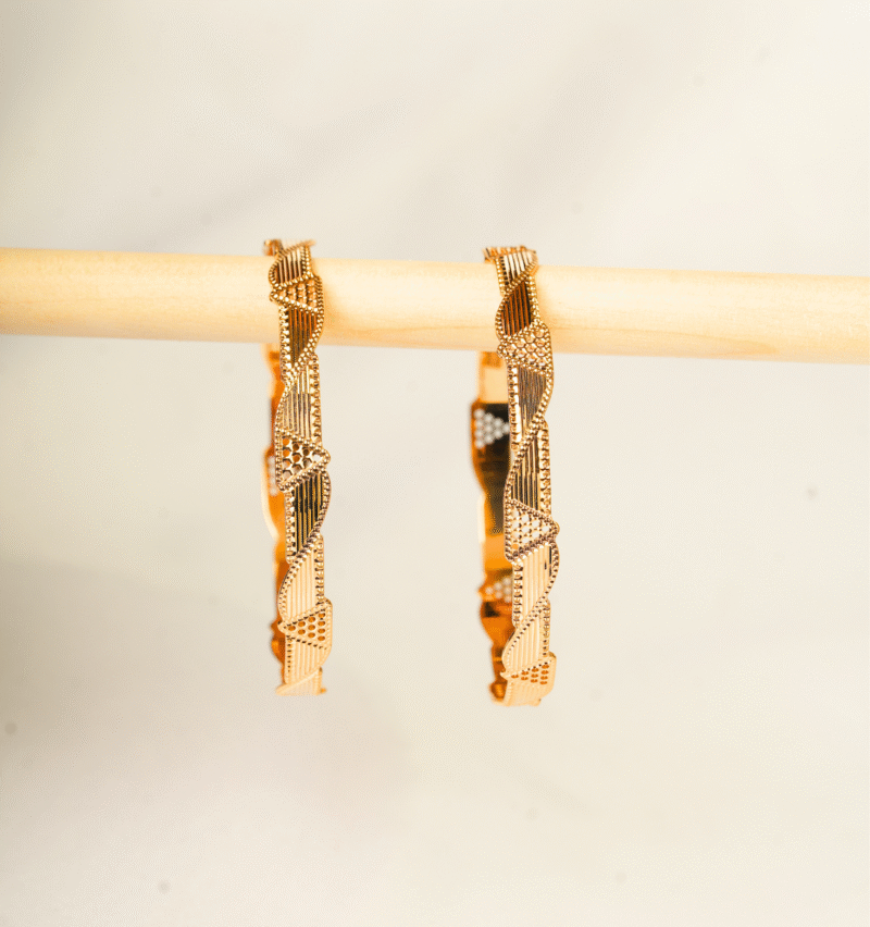 Bangles [ 32.440  Gram ] - 22Kt