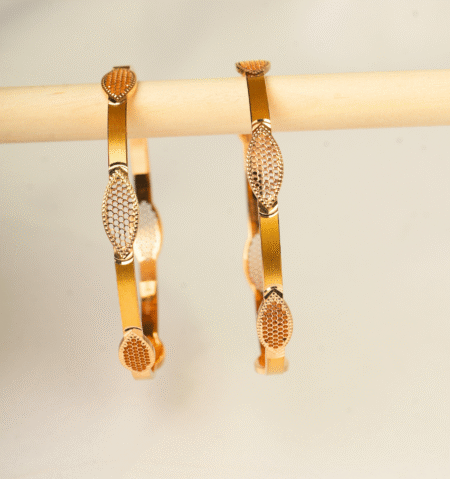 Bangles [39.370 Gram ] - 22Kt