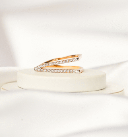 Ladies  stone Ring  [ 2.777Gram ] - 18Kt