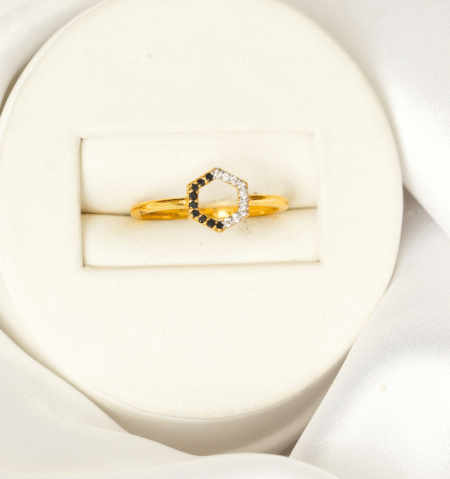 Ladies Stone Ring  [ 1.640  Gram ] - 22Kt