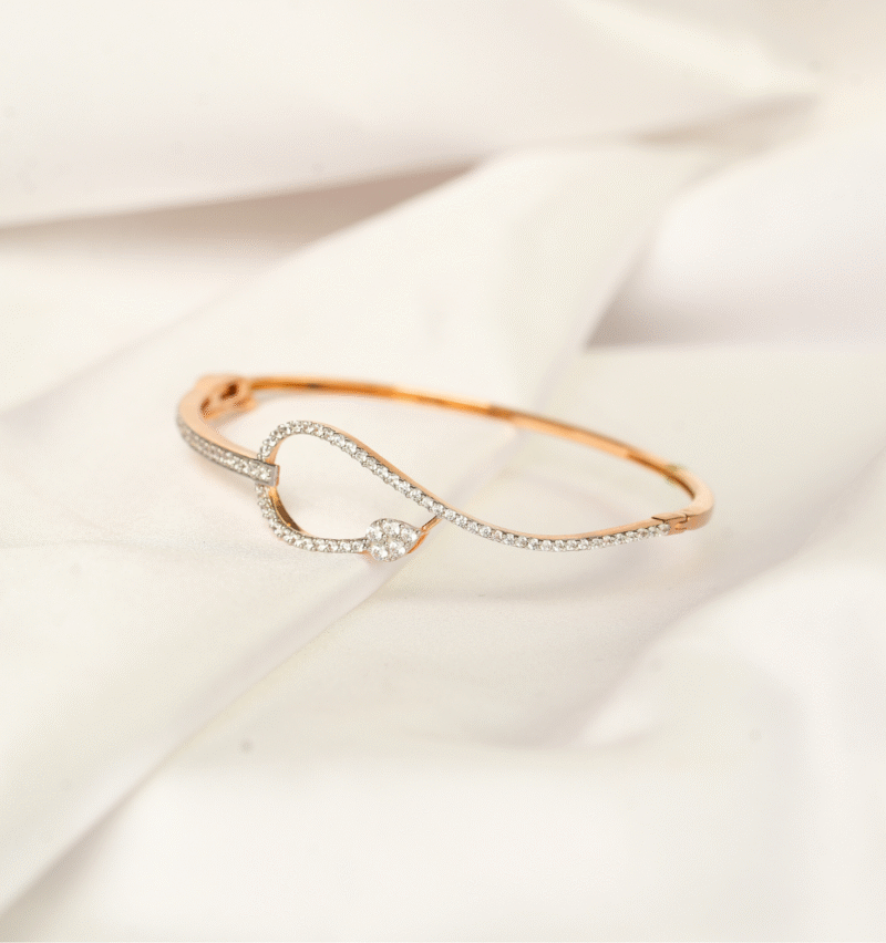Ladies Stone Kada [9.610   Gram ] - 18Kt