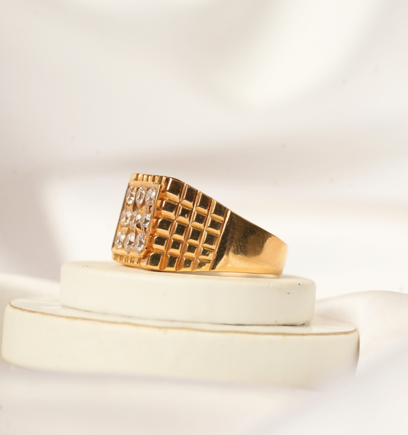 Gents Antique stone Ring [ 13.860 Gram ] - 22Kt - Image 2