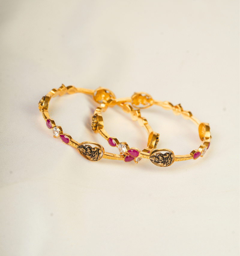 Antique Bangles [ 39.560 Gram ] - 22Kt